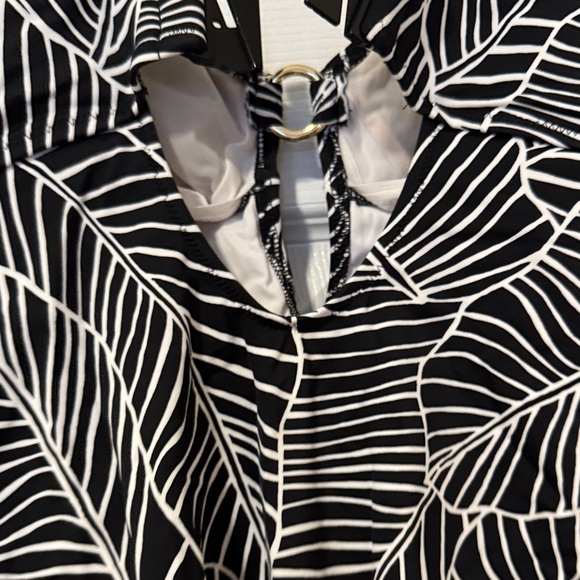 Elomi Kata Beacg Black and White Leaf Print Women's One Piece Swimsuit US 36 K/L - Picture 8 of 11